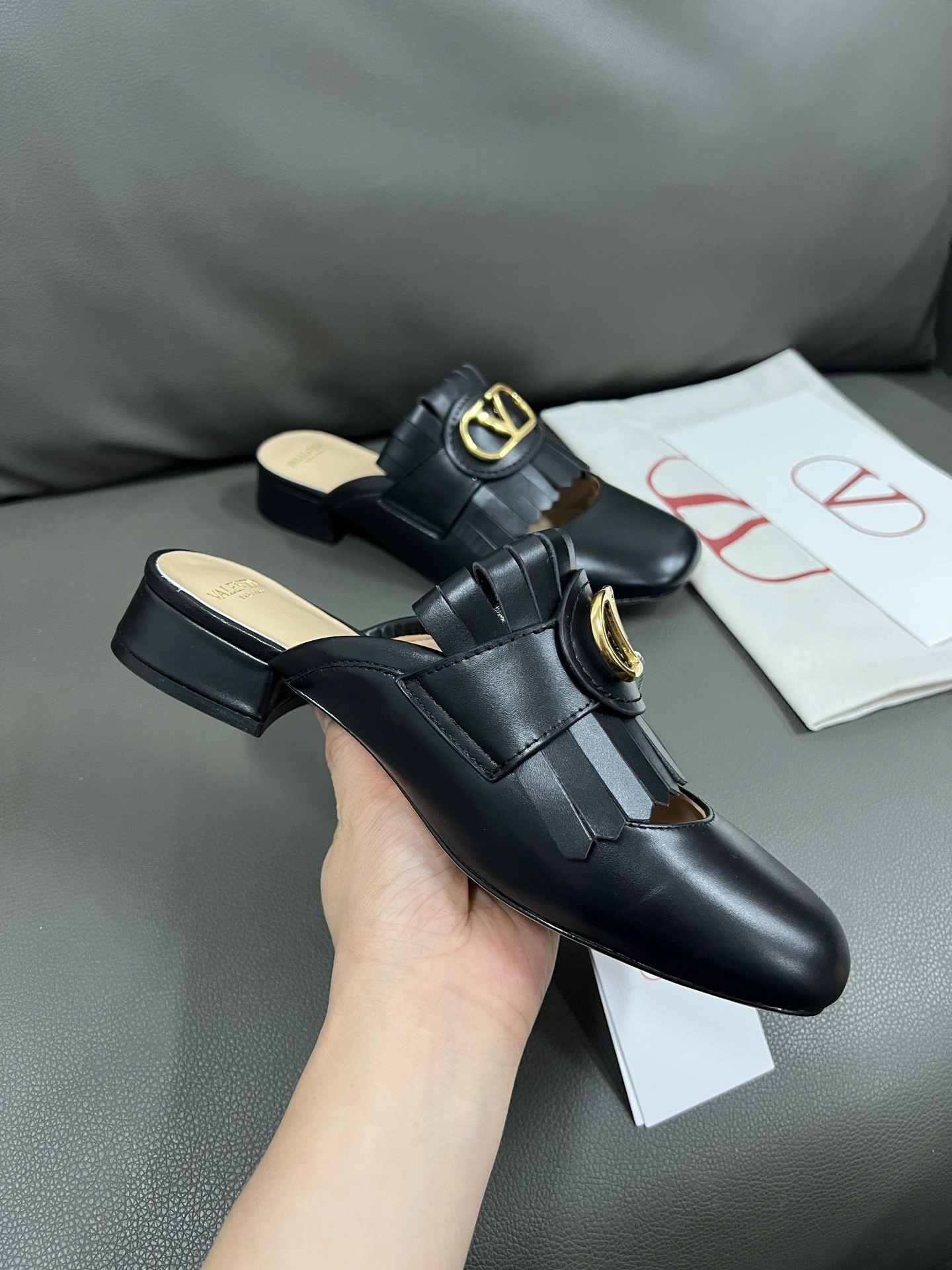 COCO-- V1859ti9o WS0LP8DSH0NO Heel height： 2.5CM Calfskin item:E-X194D4043